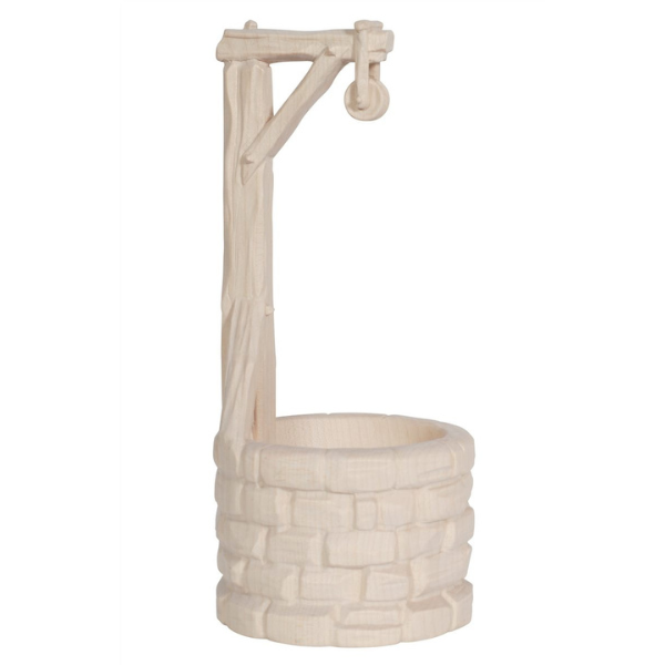 Brunnen_holzgeschnitzt_natur