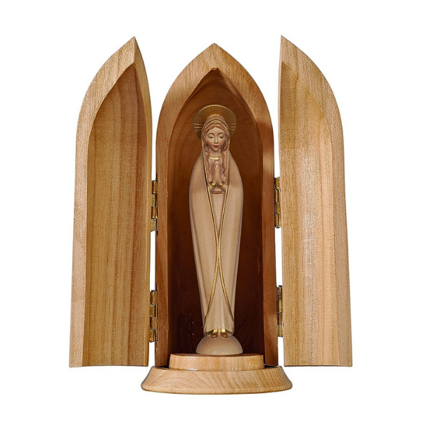 Madonna von Fátima stilisiert in Nische