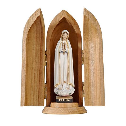 Our Lady of Fátima in niche